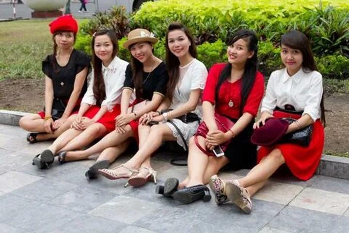 Sự Bùng Nổ Của Video Ngắn và Trí Tuệ Nhân Tạo: Vai Trò Thiết Yếu Của Đào Tạo Kỹ Năng Sáng Tạo Nội Dung_khóa học cơ bản về digital marketing